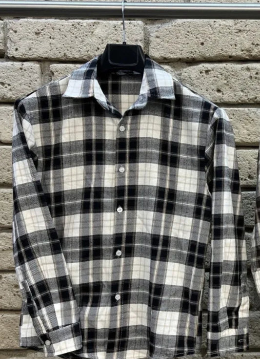 Ragazzo Camicia A Quadri