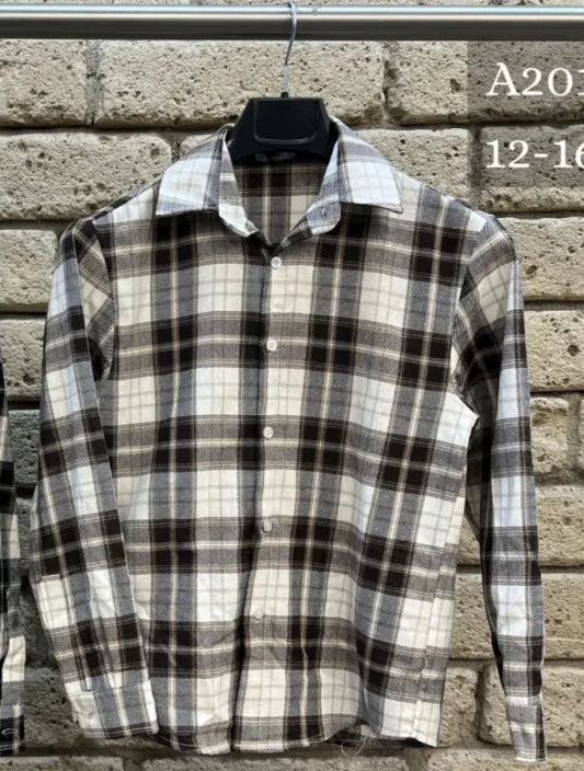 Ragazzo Camicia A Quadri