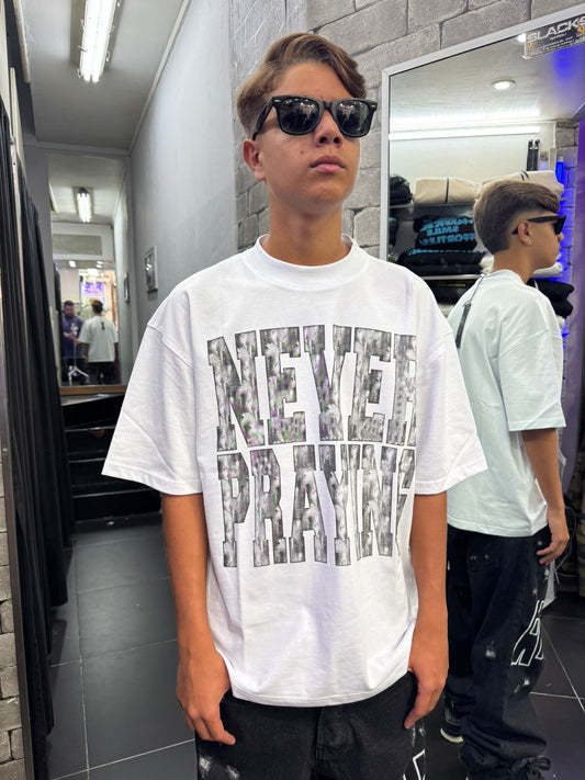 T-Shirt Never Prayng