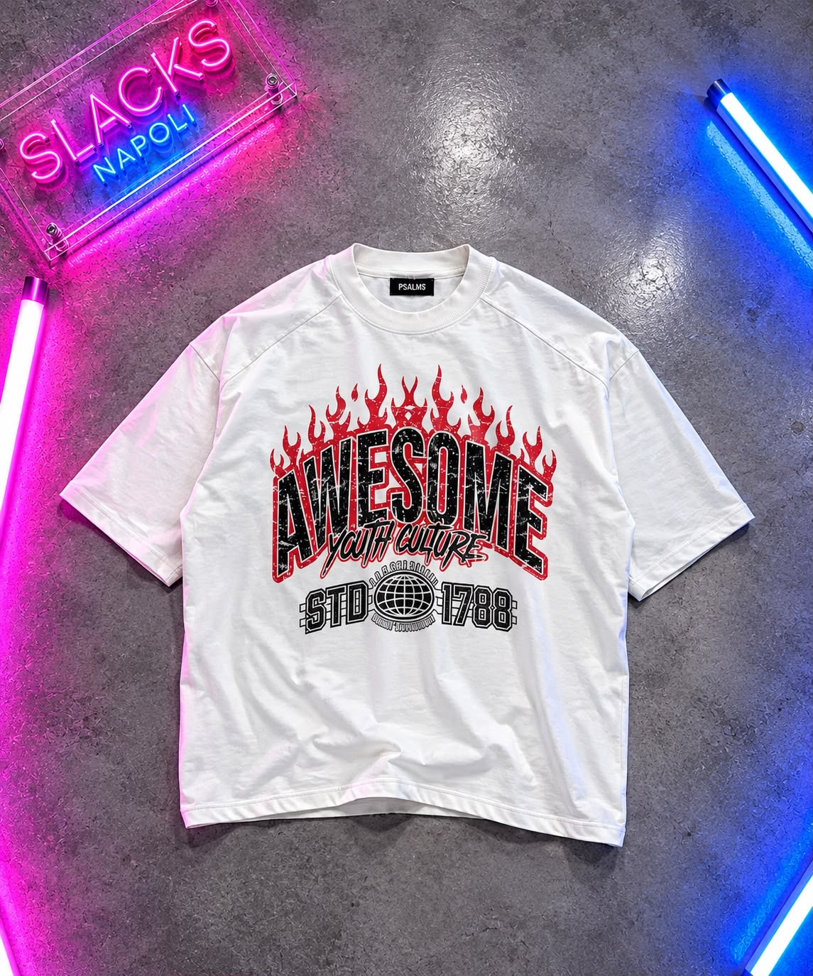 T-Shirt AWESOME