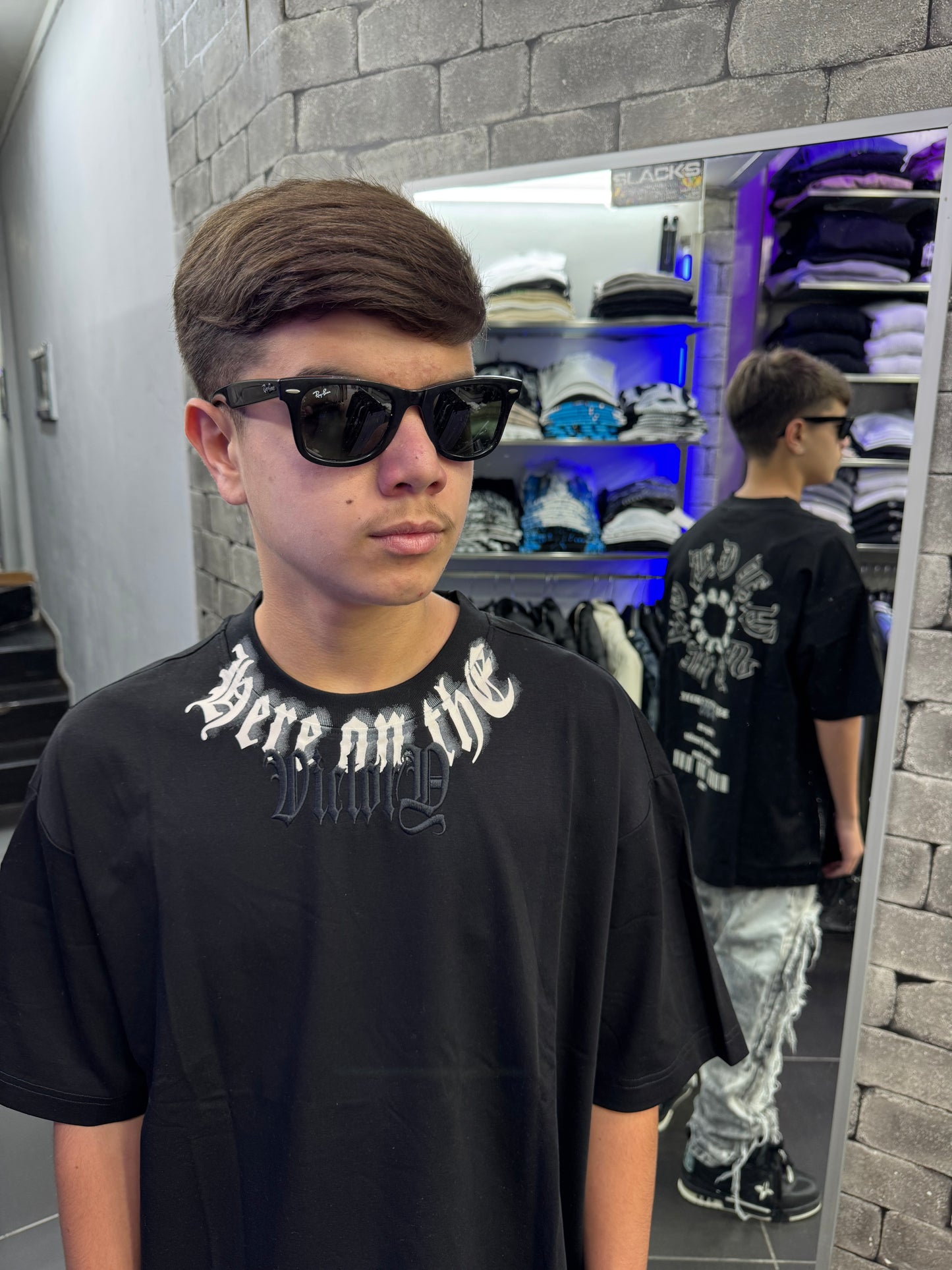 T-shirt ricamo