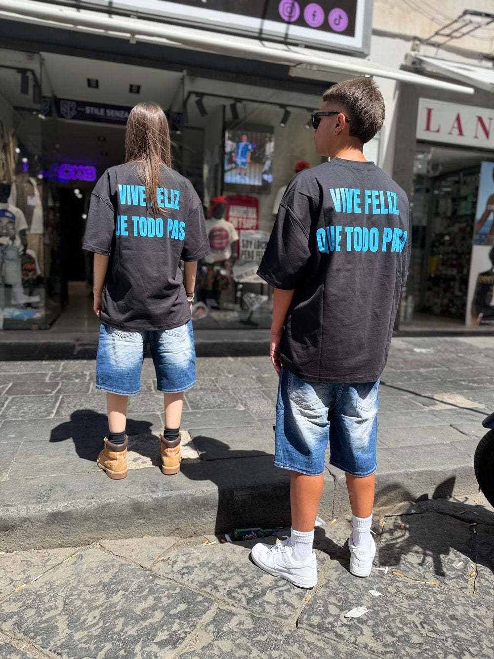 T-Shirt Vive Feliz Que Todo Pasa 3.0