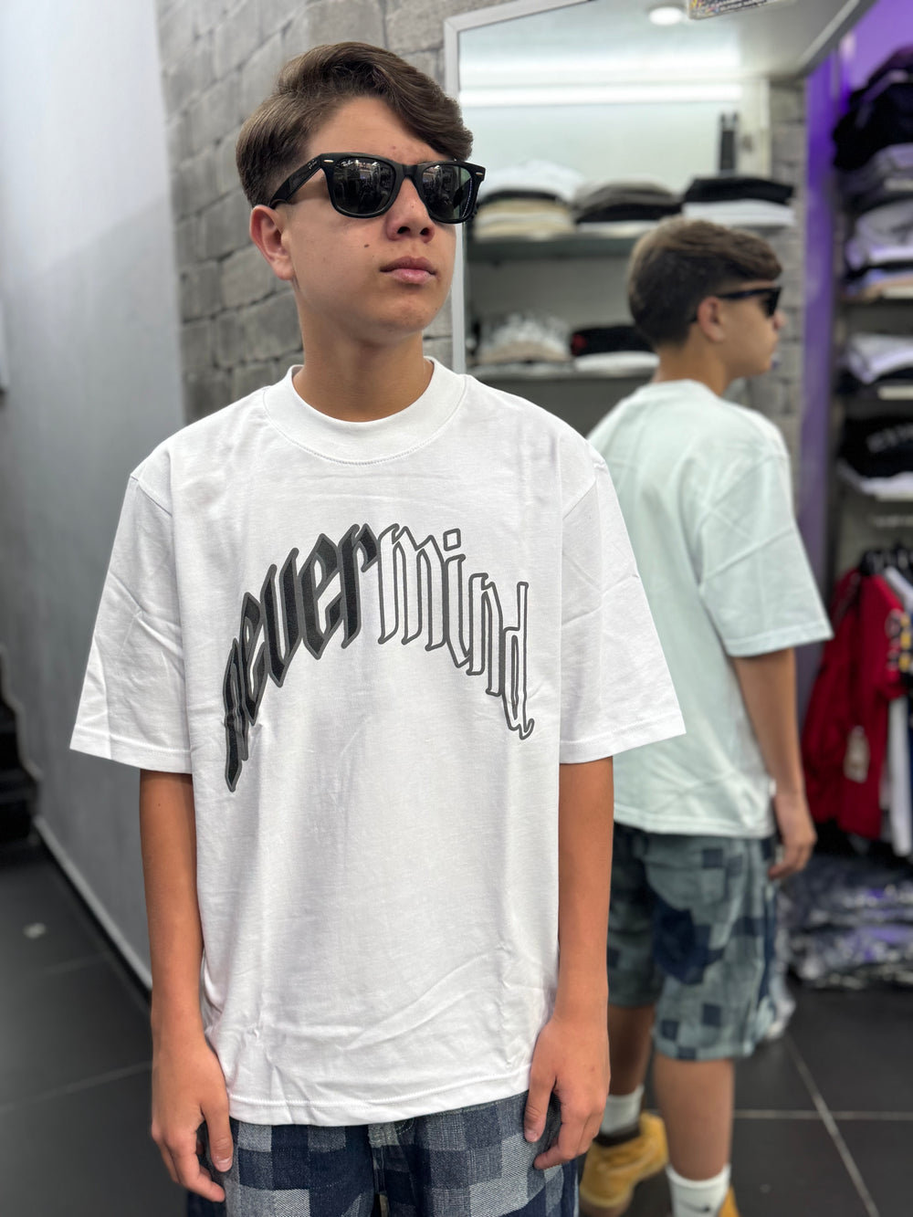 T-Shirt Never Mind