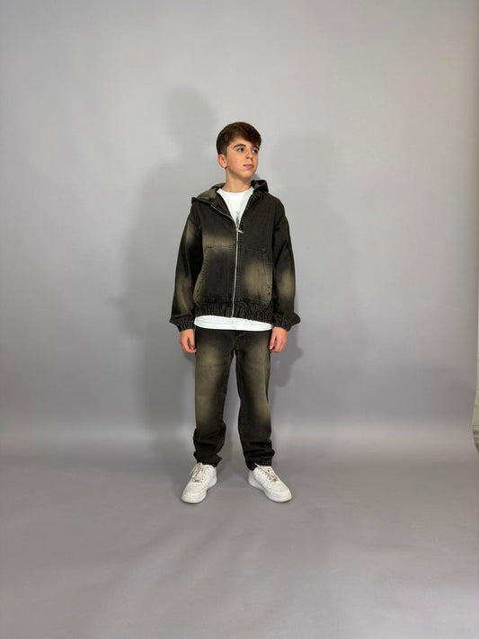 Ragazzo coordinato sabbia