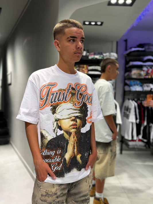T-Shirt Trust God